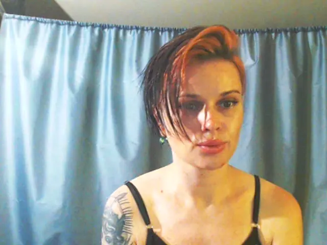 kristina3352 Live Webcam Profil