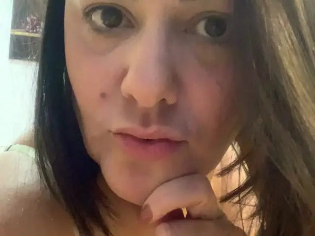 luahcherry Live Webcam Profil