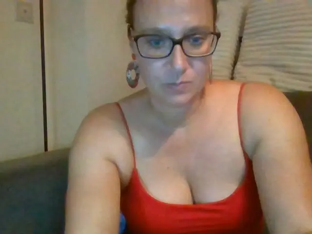 nini87 Live Webcam Profil